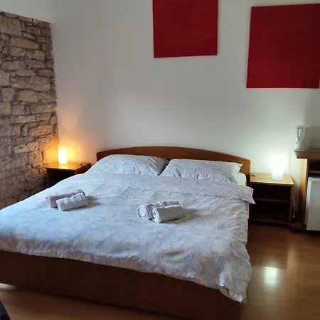 Svalina (adults Only) 3* Grožnjan