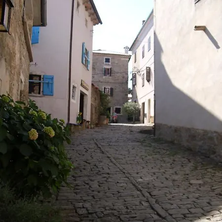 Gostinjska kuća Svalina 3*